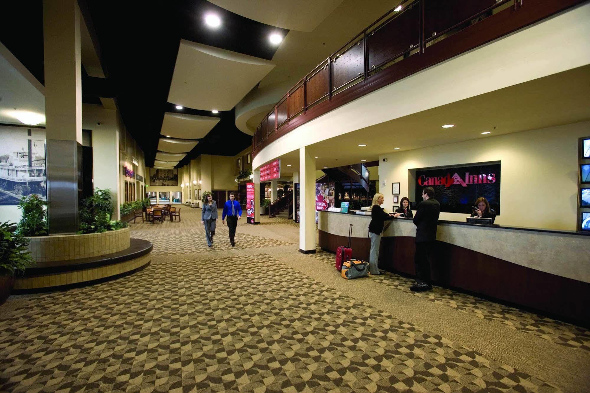 Canad Inns Destination Center Grand Forks Luaran gambar